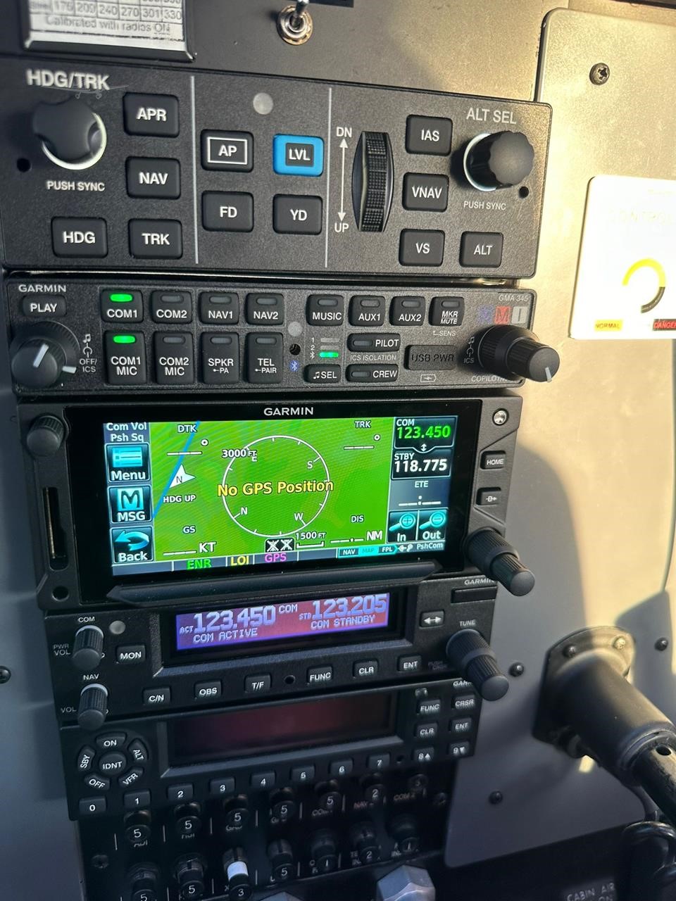 1979 Cessna 185 Skywagon F GFC500 AP, photo 4