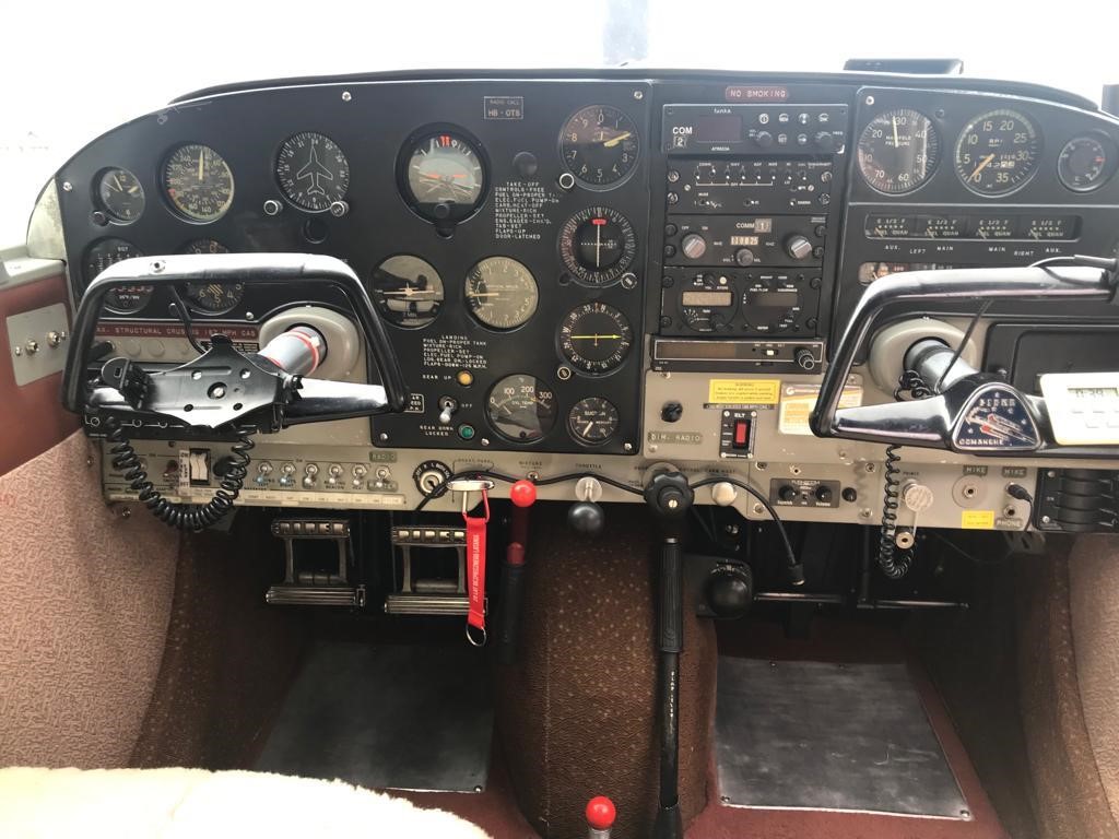 1960 Piper PA-24-250 Comanche Long Range, photo 3