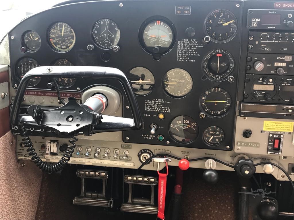 1960 Piper PA-24-250 Comanche Long Range, photo 5