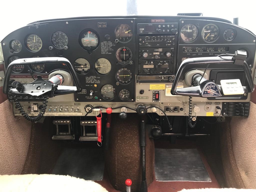 1960 Piper PA-24-250 Comanche Long Range, photo 6