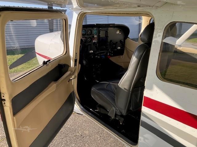 2001 Cessna T-182 Turbo Skylane T, photo 9