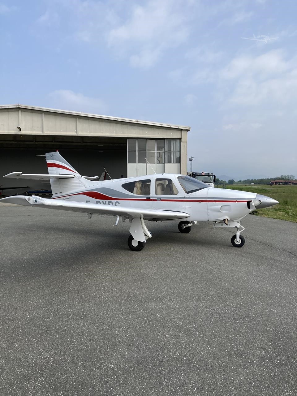1977 Commander 112TC, photo 2