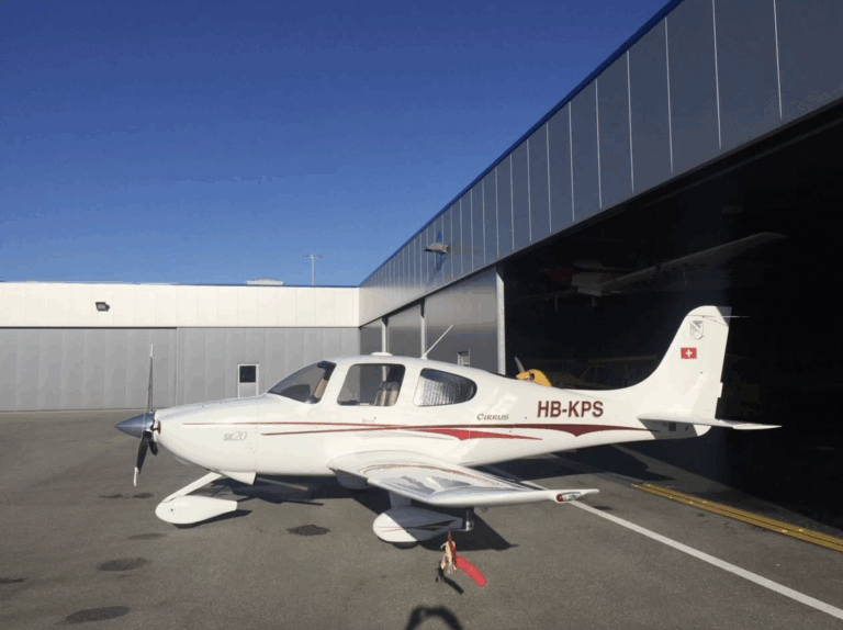 4) Cirrus SR20 G1 – 2003